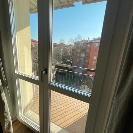 Soleo Guesthouse Monza Bagian luar foto